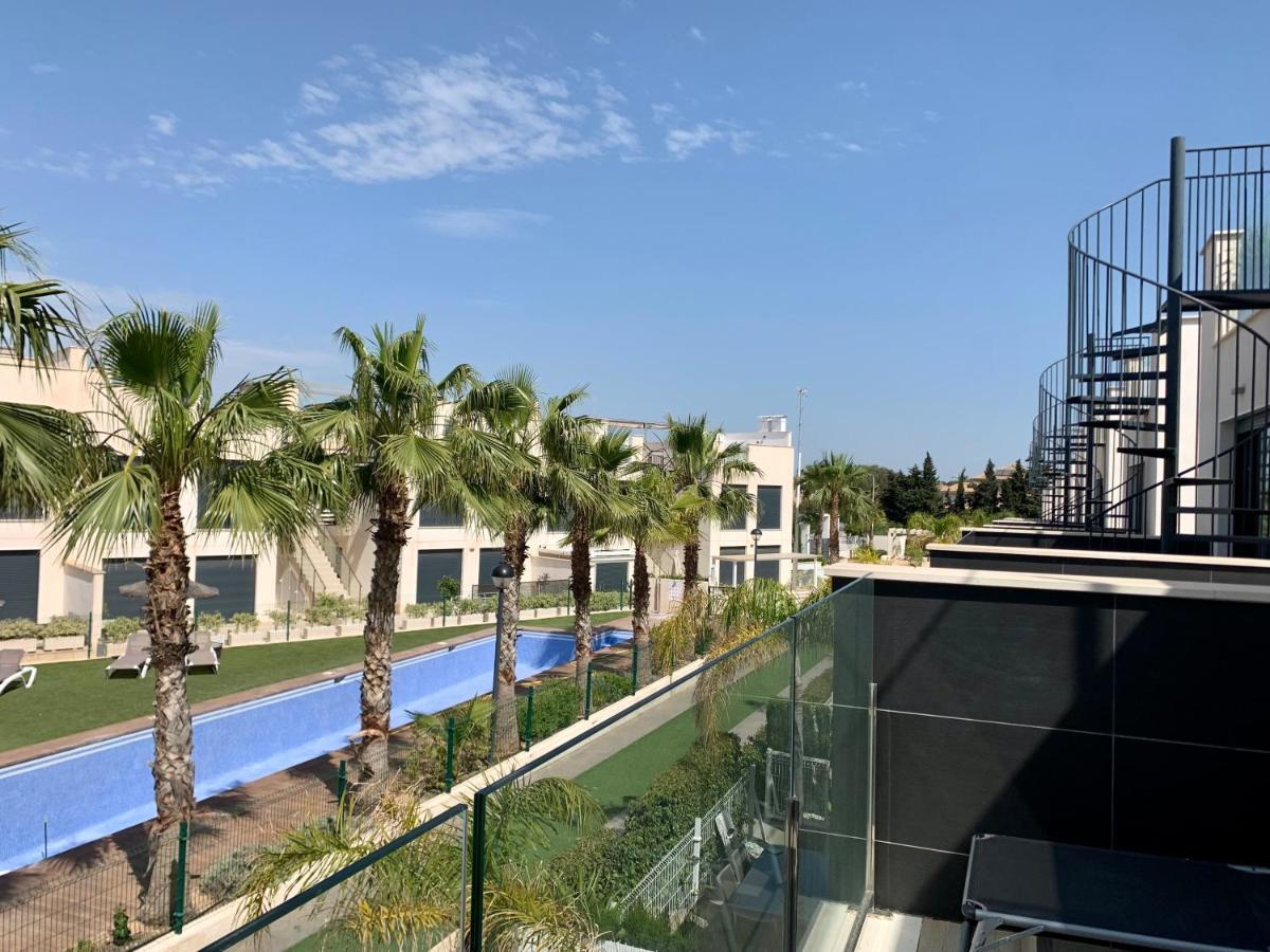 Punta Prima Villa 3 Bedrooms And Solarium Sea View Torrevieja Kültér fotó