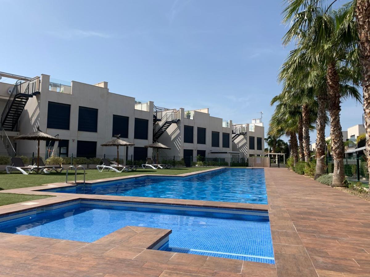 Punta Prima Villa 3 Bedrooms And Solarium Sea View Torrevieja Kültér fotó
