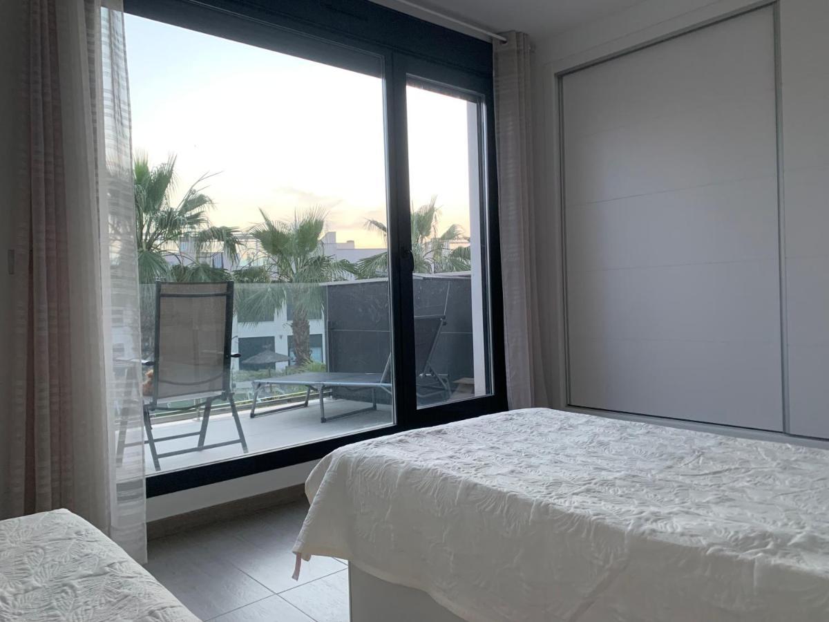 Punta Prima Villa 3 Bedrooms And Solarium Sea View Torrevieja Kültér fotó