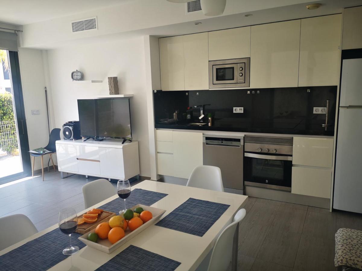 Punta Prima Villa 3 Bedrooms And Solarium Sea View Torrevieja Kültér fotó